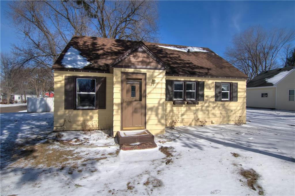 124 W WISCONSIN ST Chippewa Falls WI 54729 Single Family